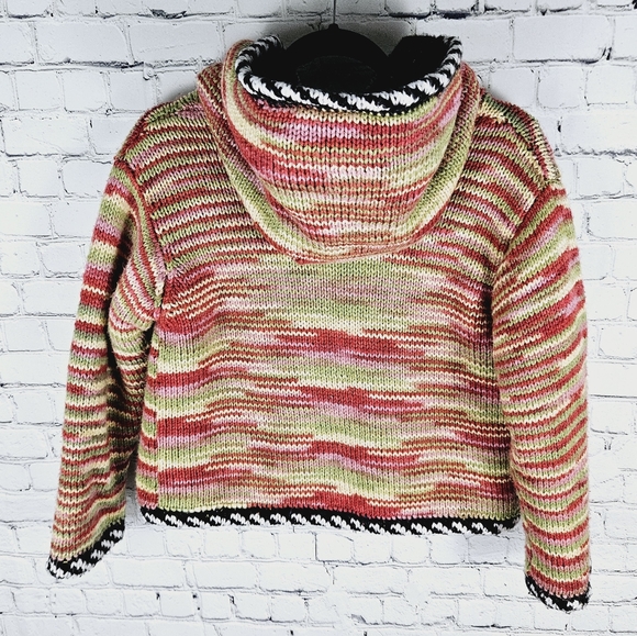 Reversible thick knit hoodie cropped 2-button sweater - Picture 4 of 6